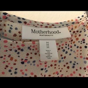 Motherhood Maternity Tops - ✨Host Pick ✨4/$25 Motherhood Maternity Tunic Motherhood Maternity Tops - ✨Host Pick ✨4/$25 Motherhood Maternity Tunic